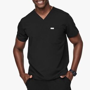 Figs Leon Three Pocket Scrub Top